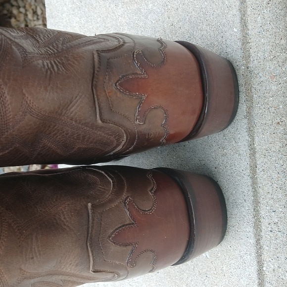 Lucchese Brown Cowboy Boots with Decorative Stitching Size 9.5 - Picture 7 of 16